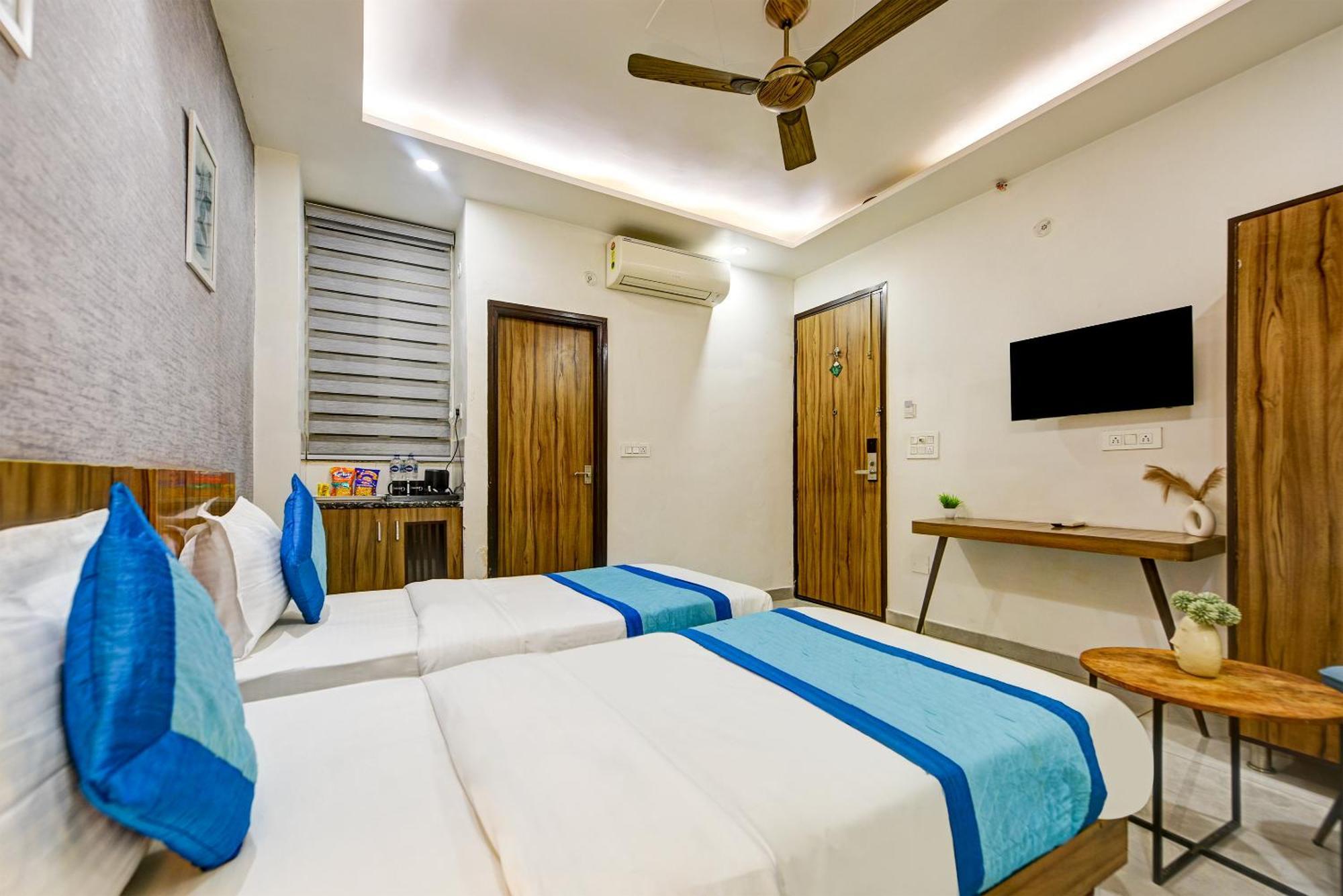Gallivanto Inn Delhi  Exteriör bild