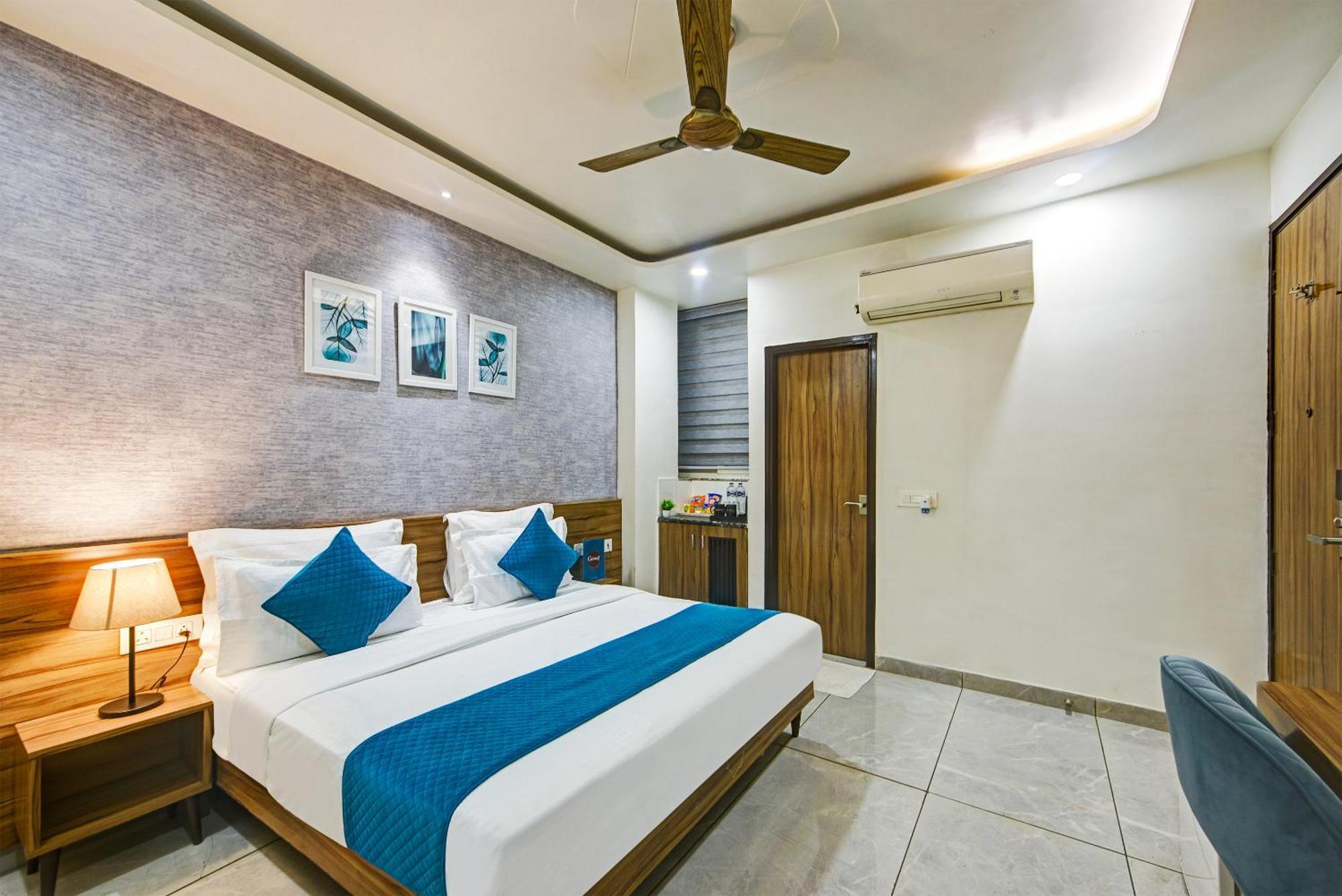 Gallivanto Inn Delhi  Exteriör bild